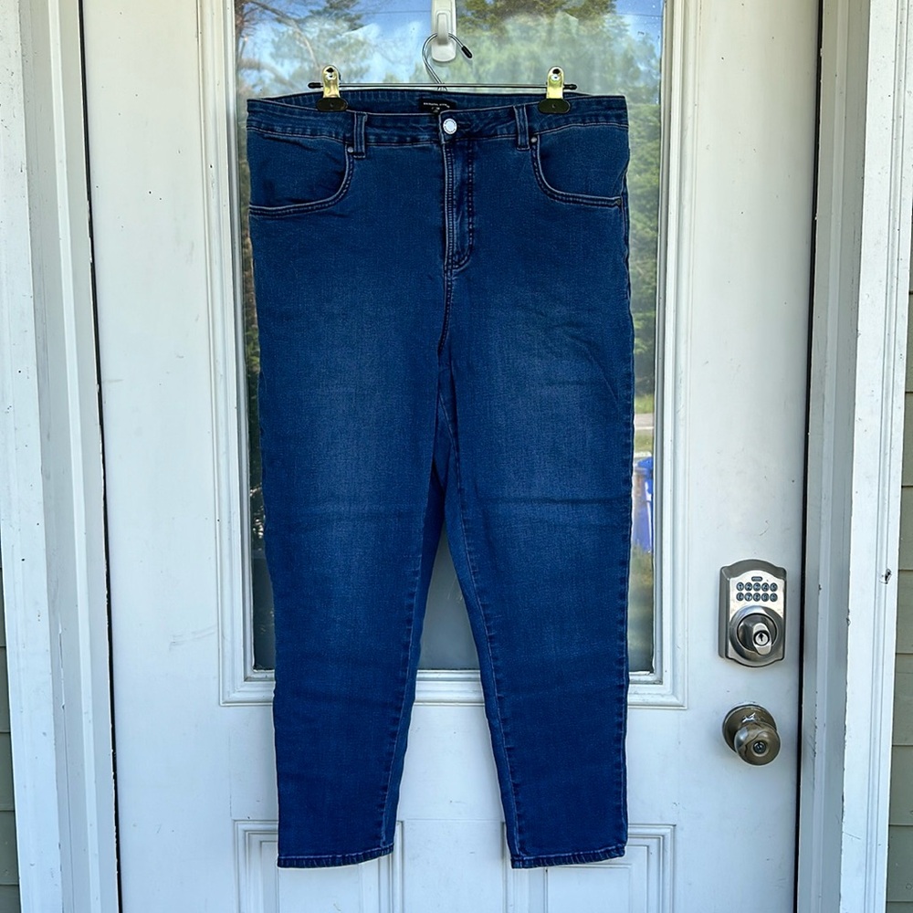 Universal Standard Seine True Blue Skinny Jeans (Sizes 18 | 20)